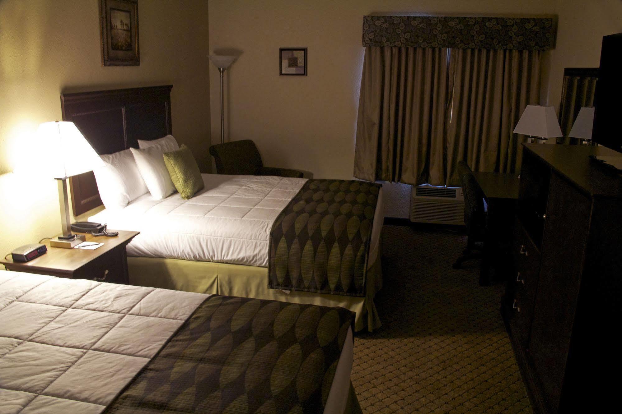 Grand View Inn & Suites Брэнсон Экстерьер фото